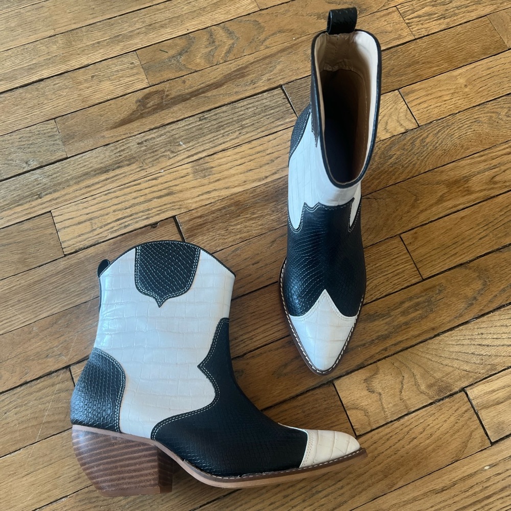 Shirt cowgirl boots